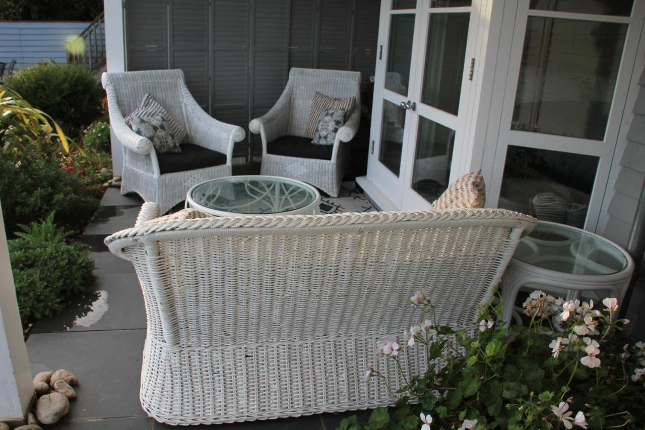 Compass Rose Bed and Breakfast Dartmouth Eksteriør billede