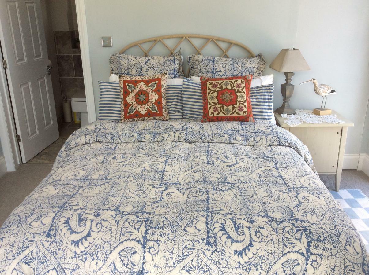 Compass Rose Bed and Breakfast Dartmouth Eksteriør billede