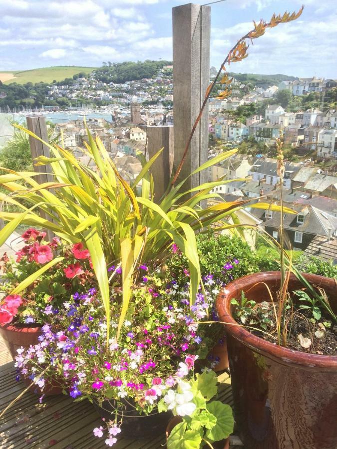 Compass Rose Bed and Breakfast Dartmouth Eksteriør billede