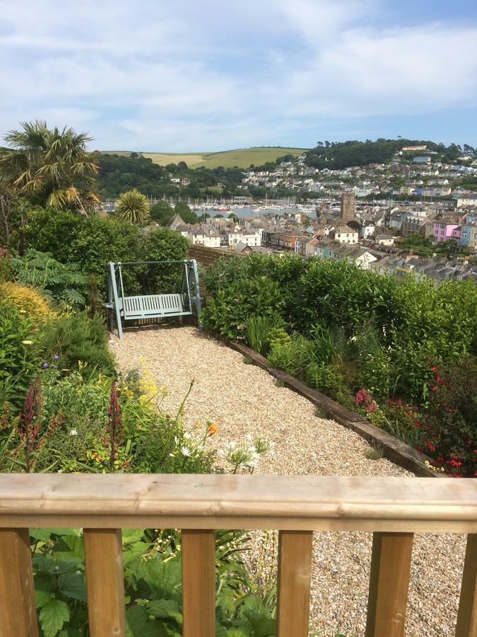 Compass Rose Bed and Breakfast Dartmouth Eksteriør billede